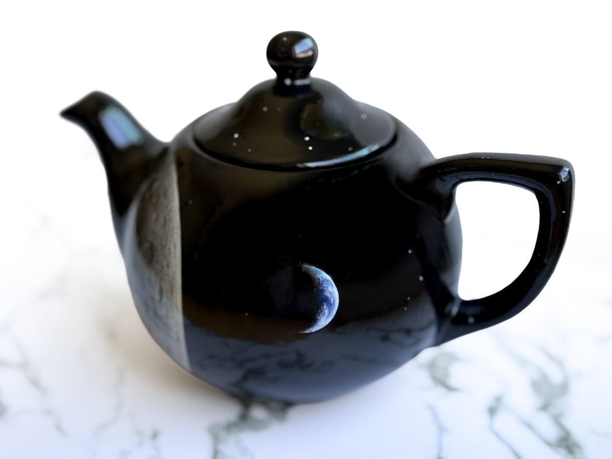 Artemis II Teapot